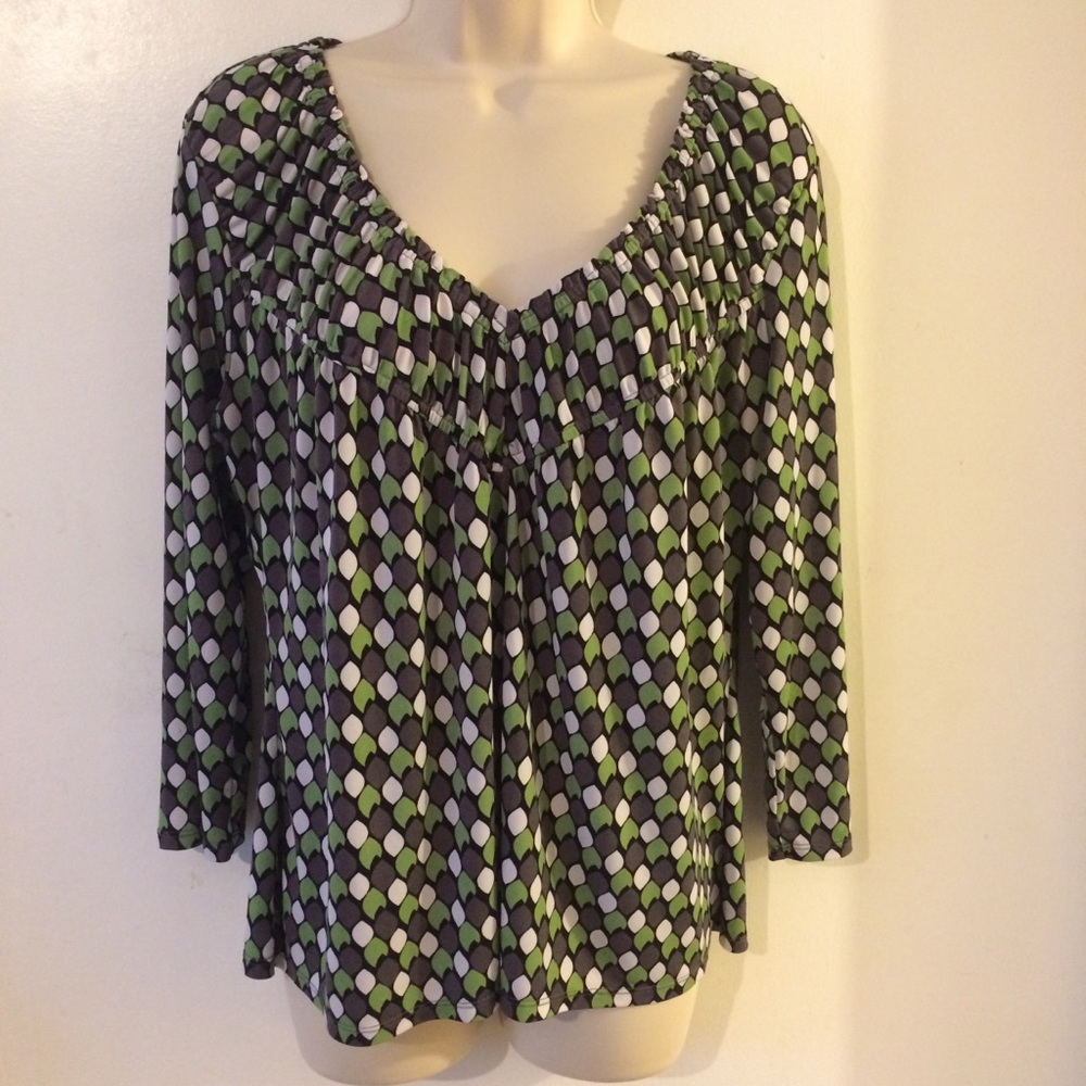 Elegant green and tan color top